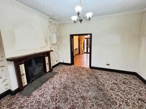 Lounge- click for photo gallery